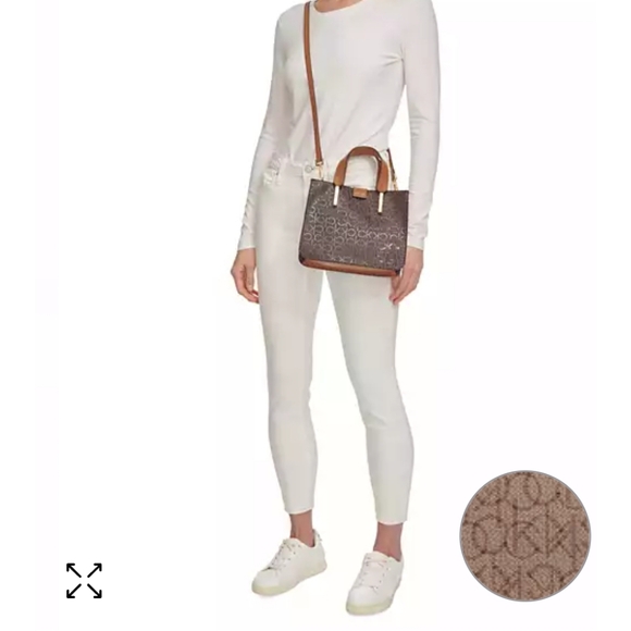 Calvin Klein Audrey Signature Convertiable Crossbody/Clutch - Picture 3 of 8